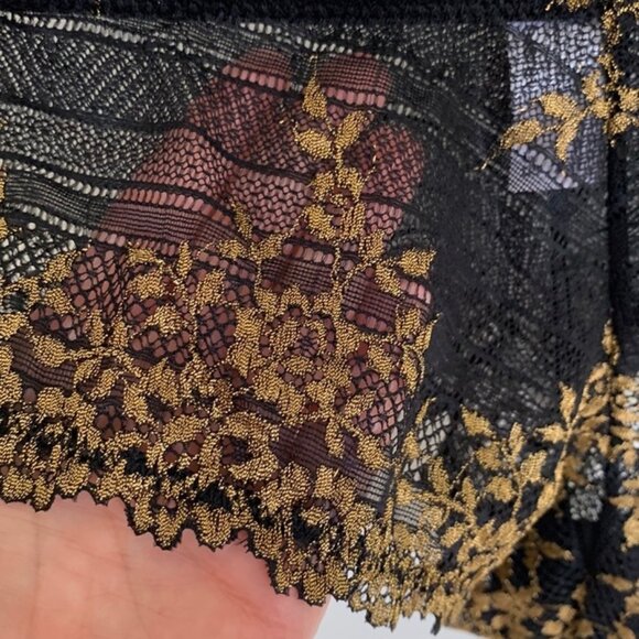 WACOAL Embrace Lace Tanga Black / Gold XL - Picture 11 of 13
